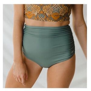 Albion Sea Salt Ruched high-waisted swim bottoms Size XXL New with tag